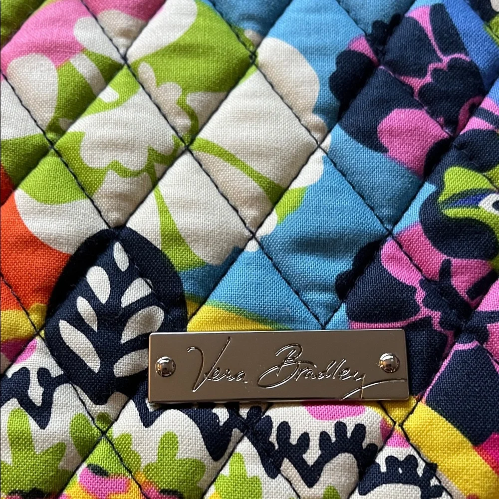 Vera Bradley Quilted Tablet Sleeve in Bright Retired “Rio” pattern - Picture 6 of 7
